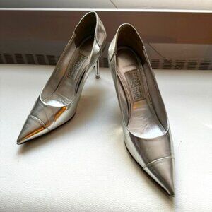 Ferragamo silver 100% calfskin pumps